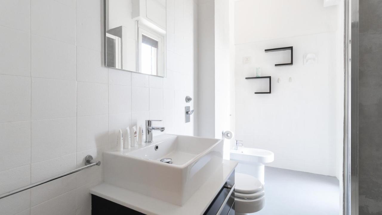Italianway - Amedeo D'aosta 9 * Milan